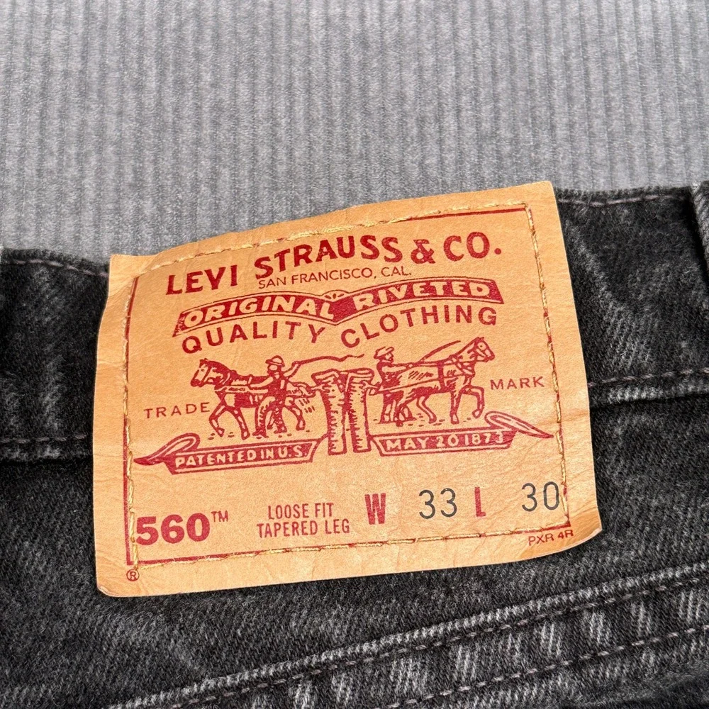 Vintage Levis 560 Loose Fit Tapered Leg Black Jeans Mens 33x30 Made in USA